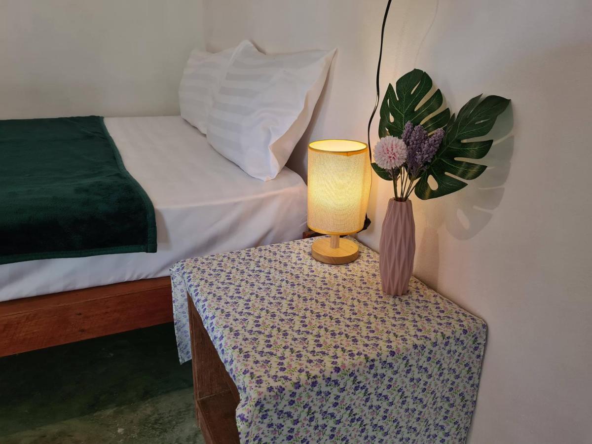 Phangan Villa Bungalows Thongszala Kültér fotó